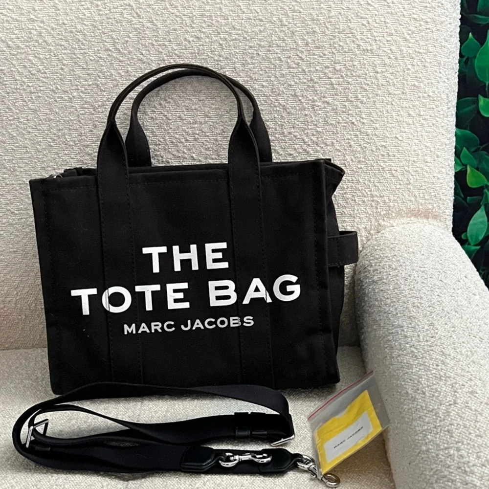 Marc Jacobs Black Canvas Tote Bag - Picture 1 of 14